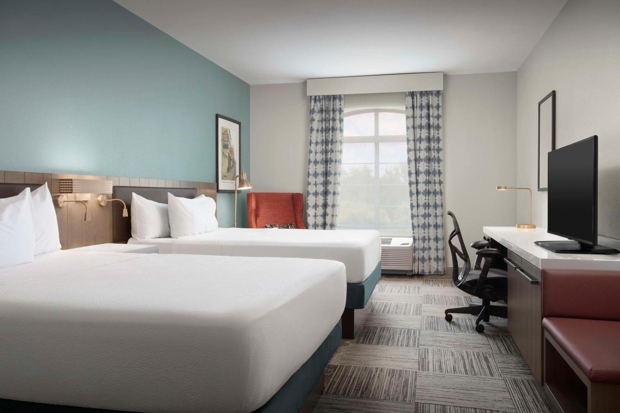 Hilton Garden Inn Гранбери Экстерьер фото