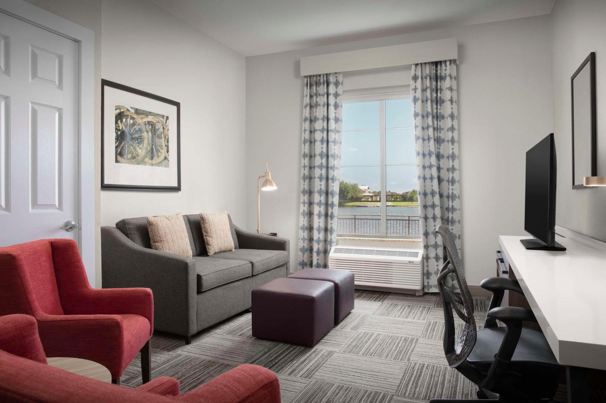 Hilton Garden Inn Гранбери Экстерьер фото