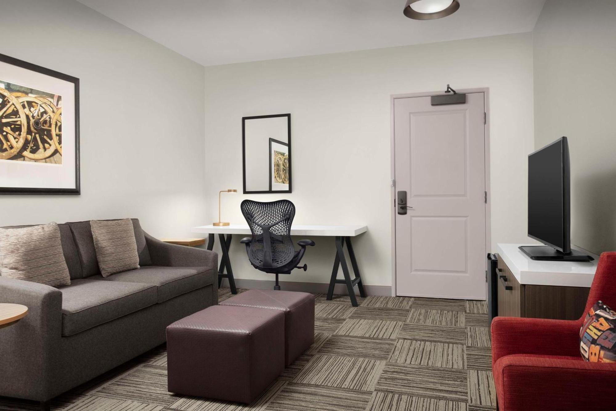 Hilton Garden Inn Гранбери Экстерьер фото